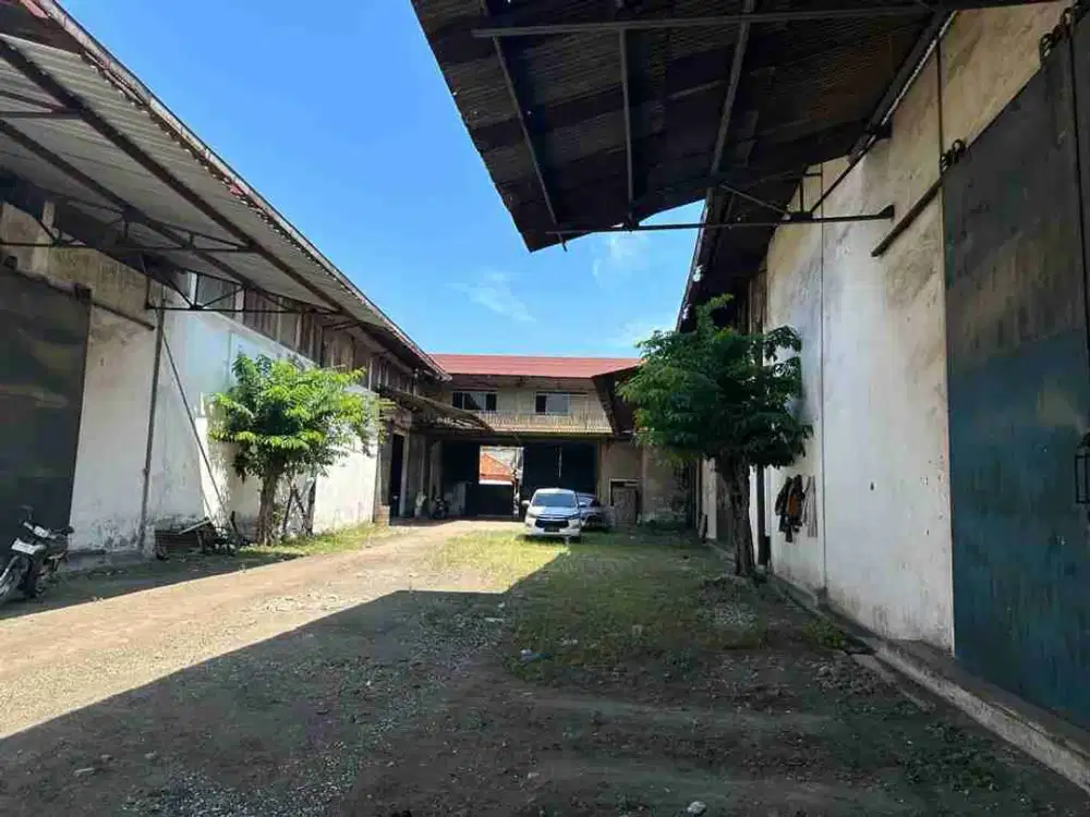 JUAL GUDANG MURAH PUSAT KOTA PEGIRIAN SEMAMPIR DEKAT TOL PELABUHAN LUAS 4000 MURAH HGB