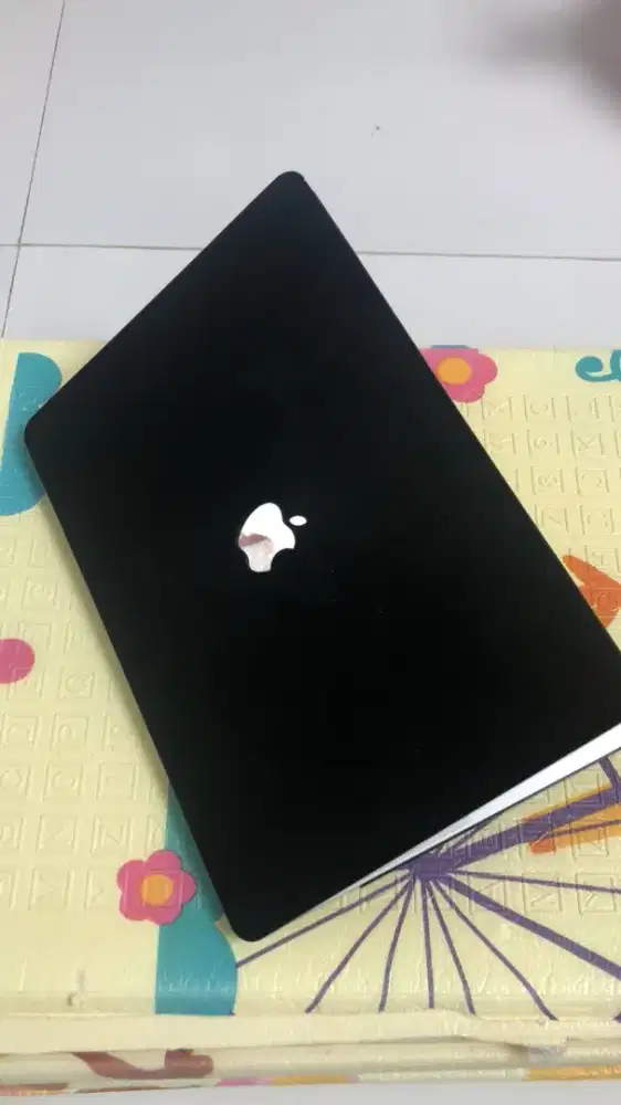DIJUAL CEPAT !!! Macbook Pro M1 2020 8/512 GB - Kondisi Mantul !