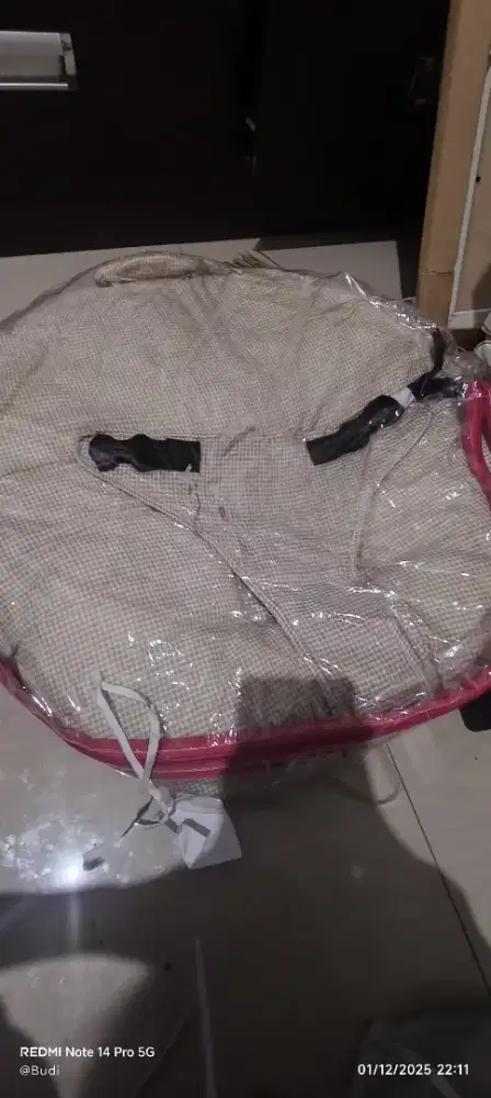 Bantal bayi masih baru