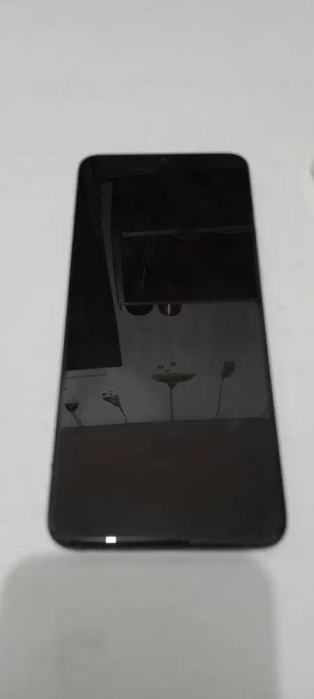 Sharp Aquos V7 Plus 4/128