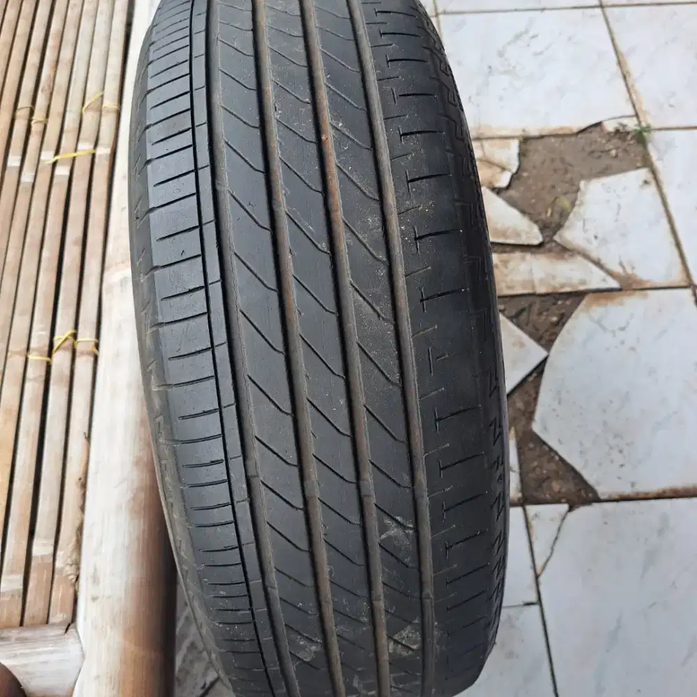 Ban 205 65 15 bridgestone turanza 1pcs innova dll