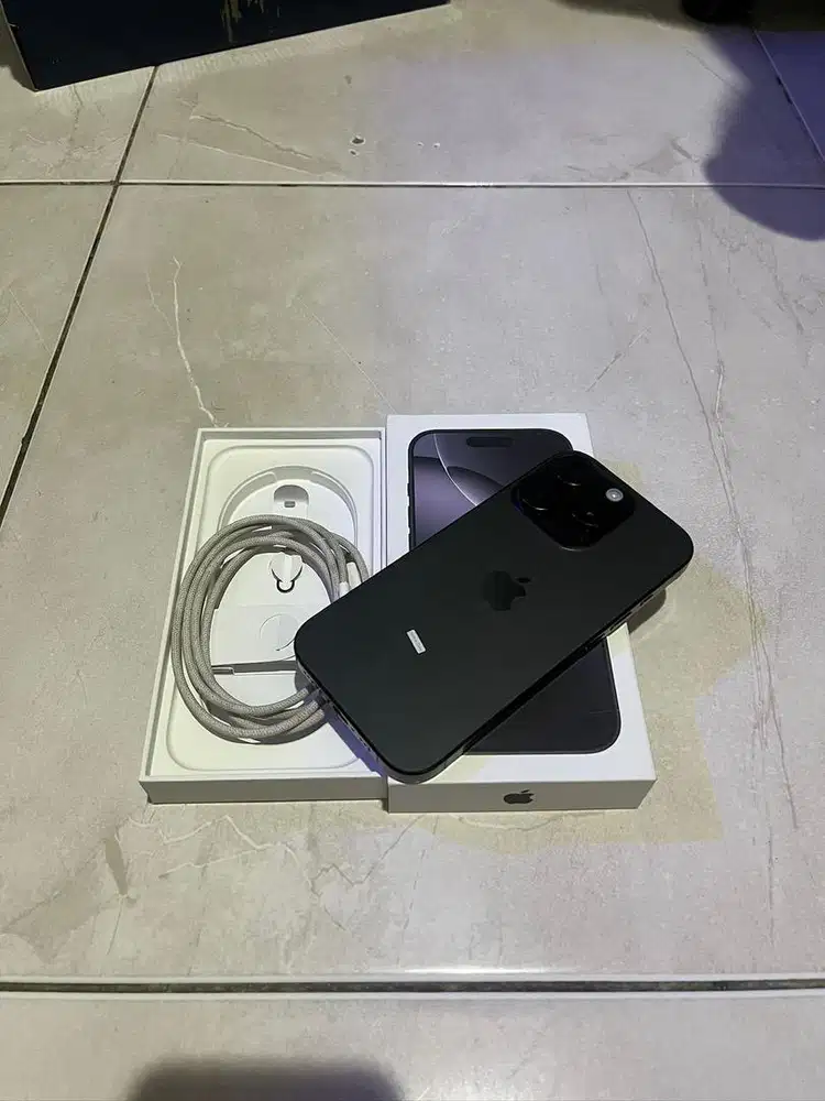 iPhone 16 Pro 128GB iBox