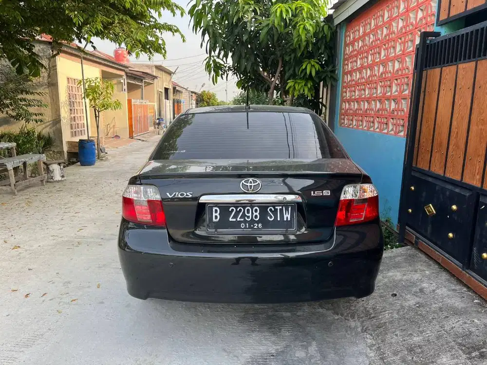 Dijual Toyota Vios 1.5 G MT Facelift tahun 2005