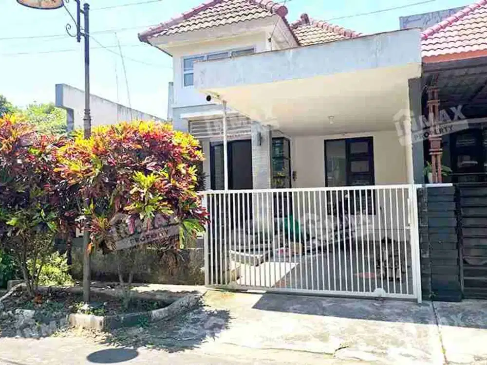 Rumah Puncak Dieng Malang, terawat, Dekat Sekolah My Little. Island, MACHUNG, UNMER, UB