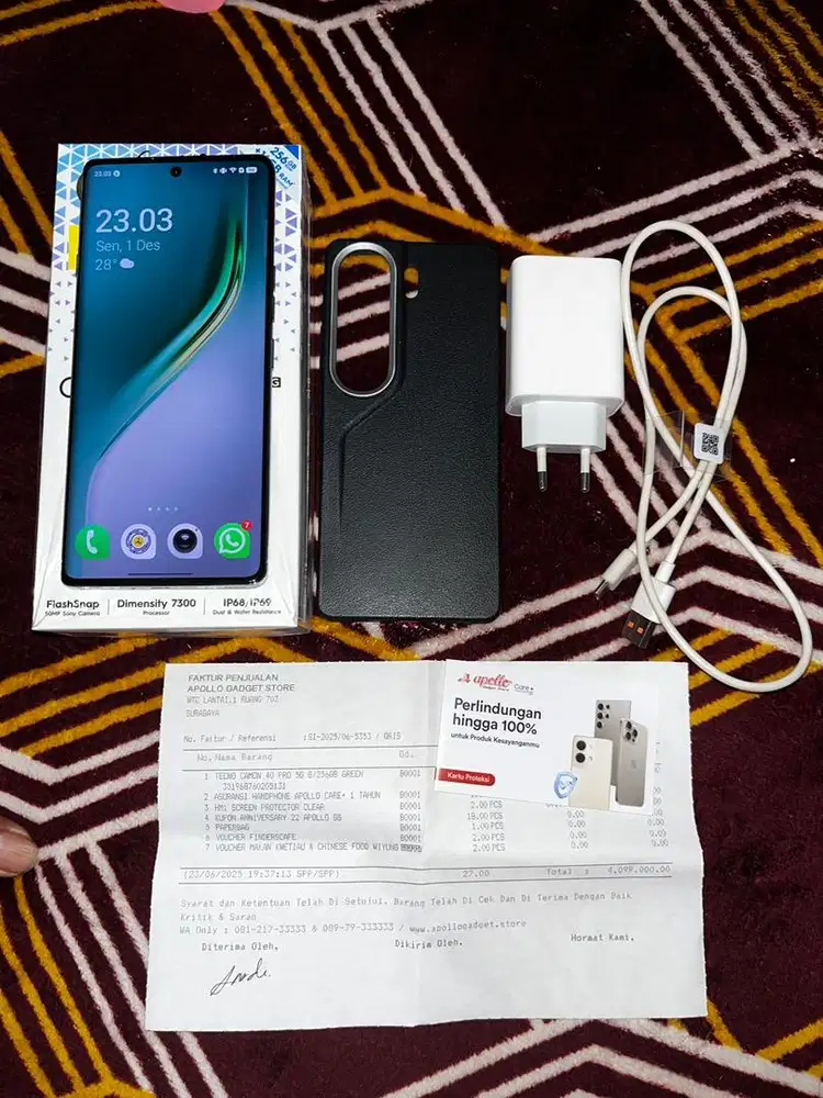 Di jual Camon 40 Pro 5G 8/256  Fulset Like New Istimewah Garansi