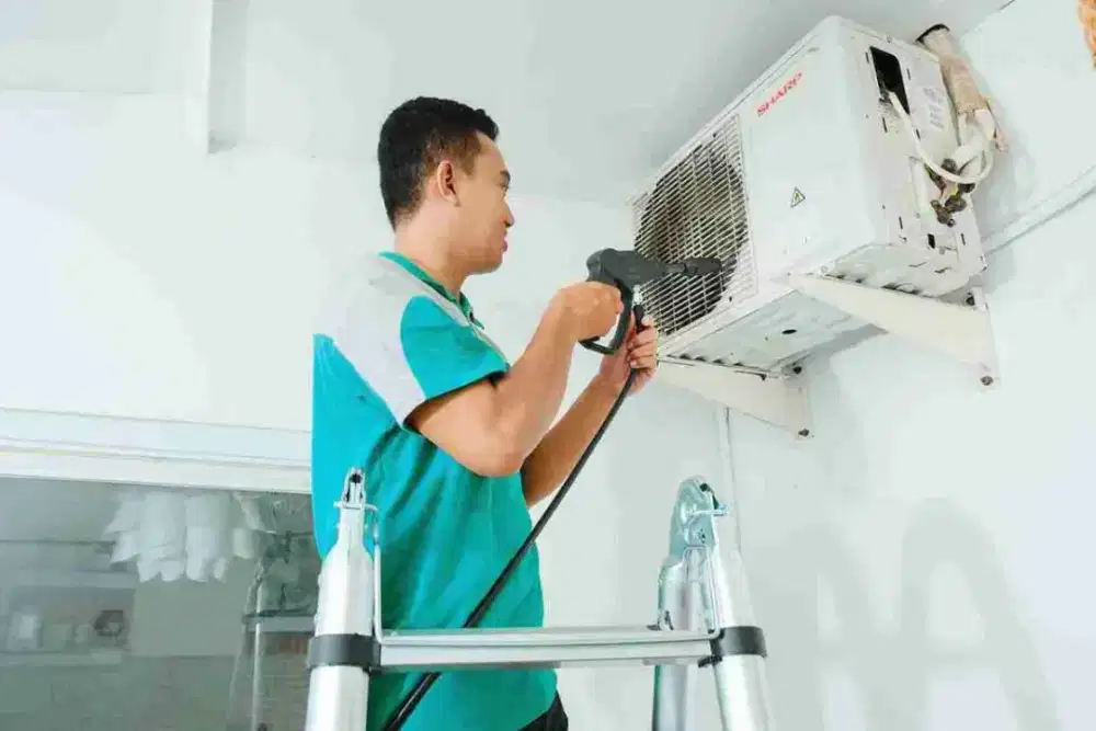Service Ac,Kulkas,Pompa Air,Mesin Cuci dan Bongkar Pasang AC.