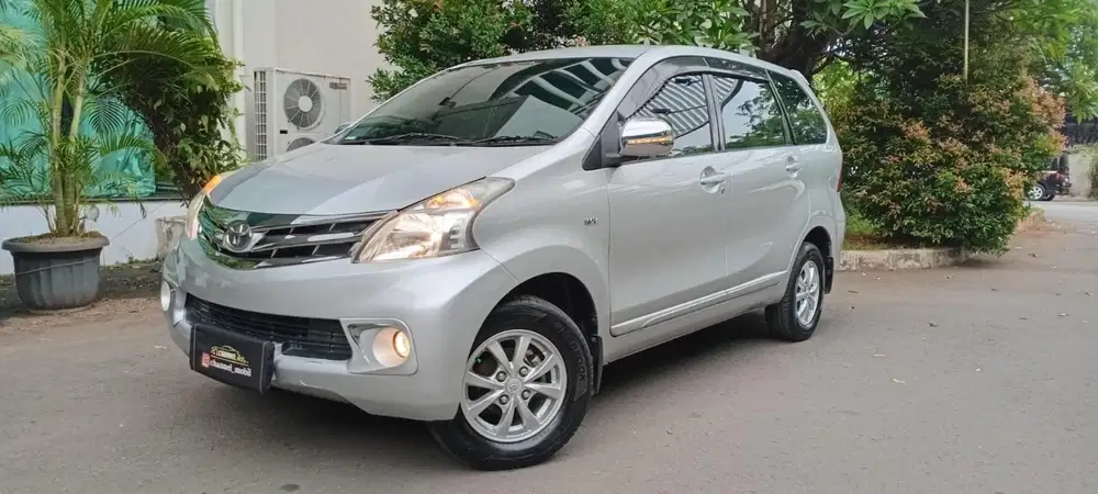 TOYOTA AVANZA G MATIC 2013 SILVER METALIC
