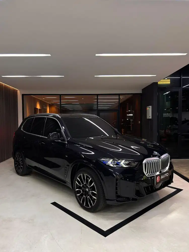 BMW X5 xDrive40i M-Sport G05 LCI AT 2024 Hitam Km6rb Nik 2023 B333ADS