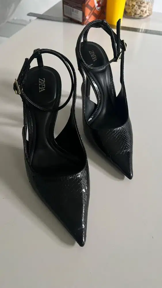 Sepatu High Heels Zara Ori