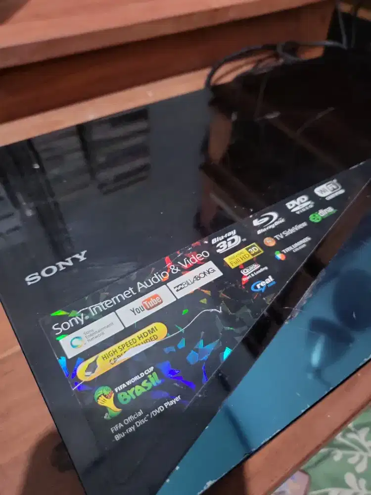 Blu Ray Disc DVD Player Sony BDP-S5100 3D Full HD Player with Wifi