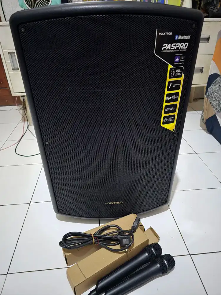 Speaker Polytron PasPro 15F2 Bluetooth Portable