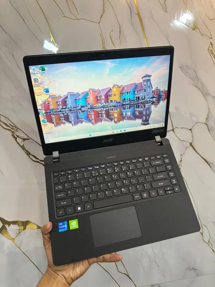 Acer TravelMate P40-53 – Core i7 | MX330