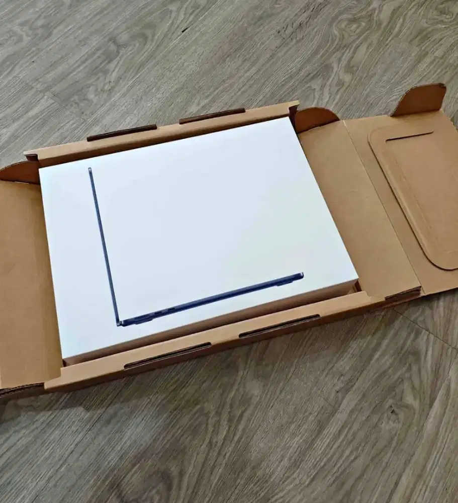 MacBook Air M2 16/256 Midnight New Ibox