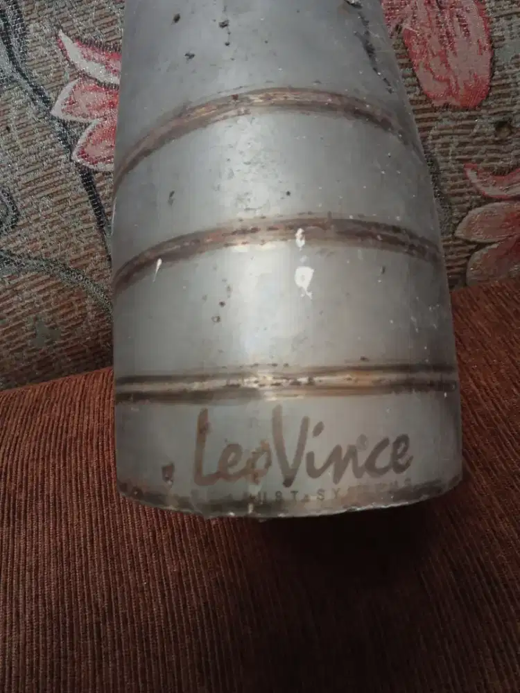 Knalpot gp pro leovince 2 slinder