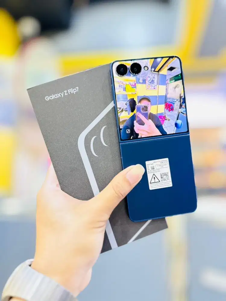 Samsung Z Flip 7 12/512 3 Bulan pakai