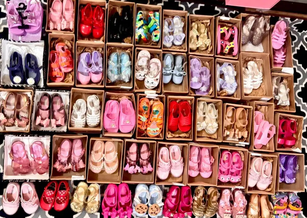 Mini Melissa New and Preloved