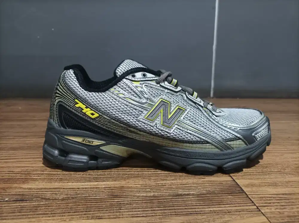 Sepatu NB New Balance 740 grey yellow