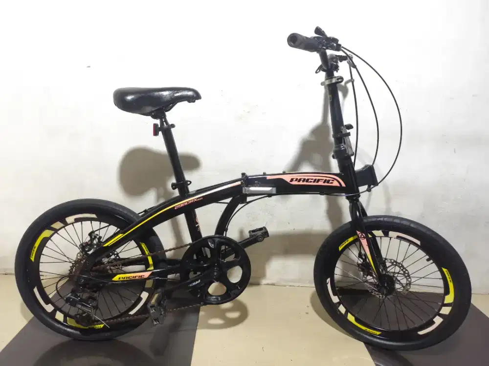 Sepeda lipat Pacific ukuran 20 siap pakai