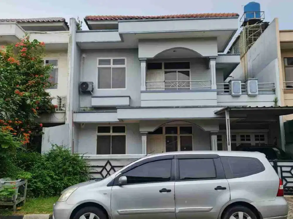 hunian nyaman di taman golf Modernland rumah 2 lantai akses jalan lebar keperluan keluarga mudah di dapat,akses jalan tol mudah ,harga sangat negoisasi