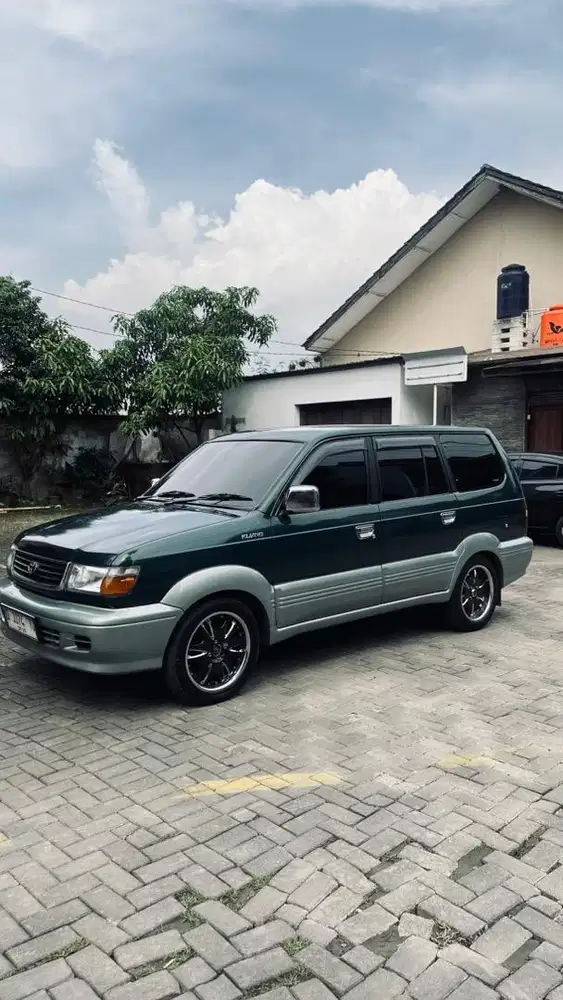 Toyota Kijang krista 1999 Bensin