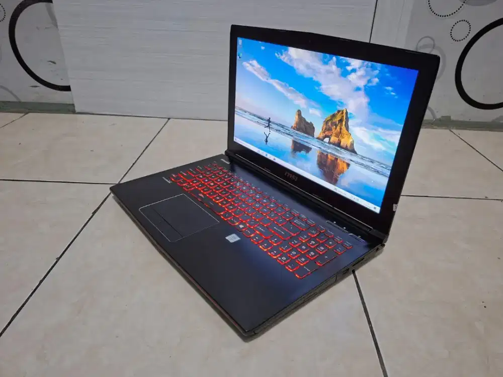 MSI GE62-6QD -LAPTOP GAMING -CORE I7 GEN6 -SSD 128GB -8GB -15.6 inc
