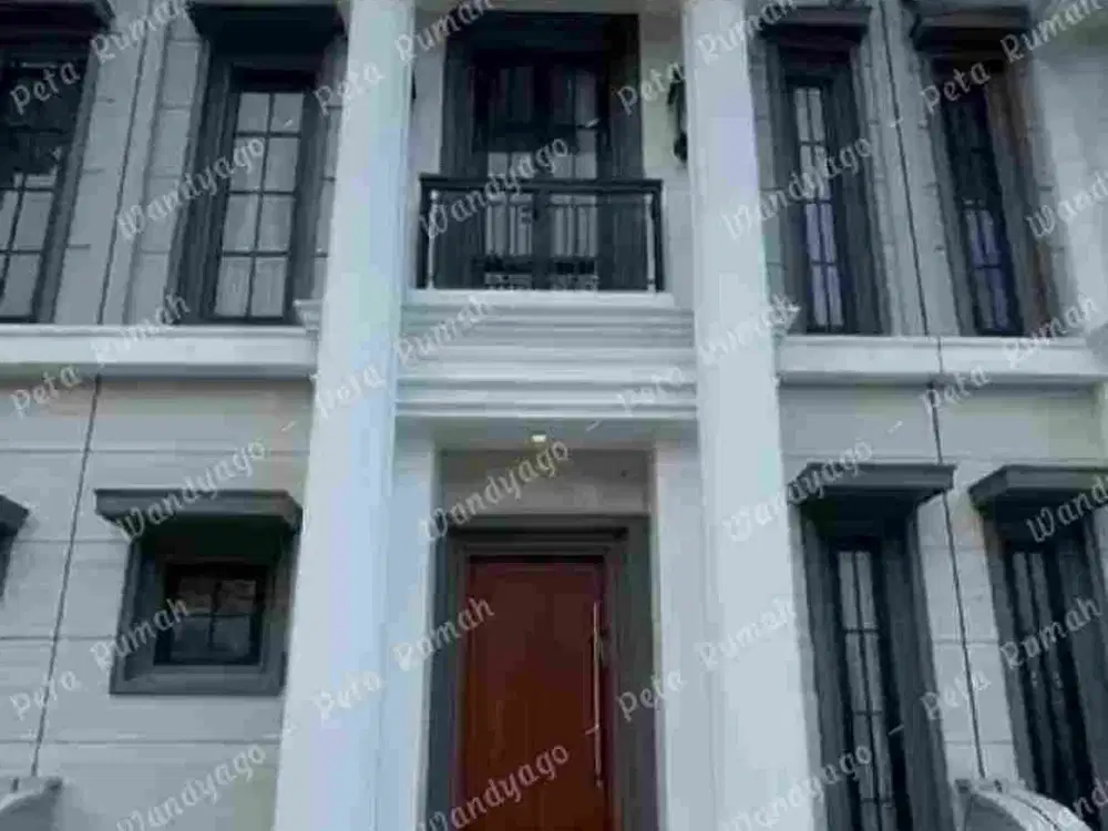 DI JUAL / DI SEWAKAN VILLA LUXE DI KOMPLEK CITRALAND HELVETIA