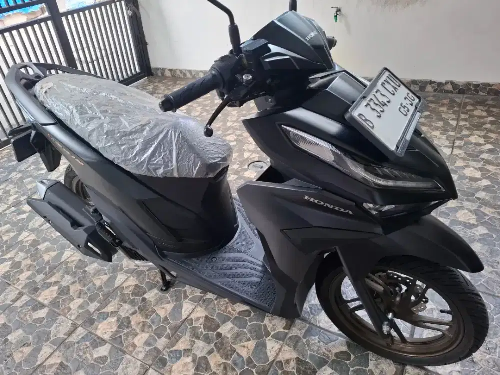 Km5rb keyless, honda vario 125 CBS iss LED 2025 bln 5 pajak panjang B.