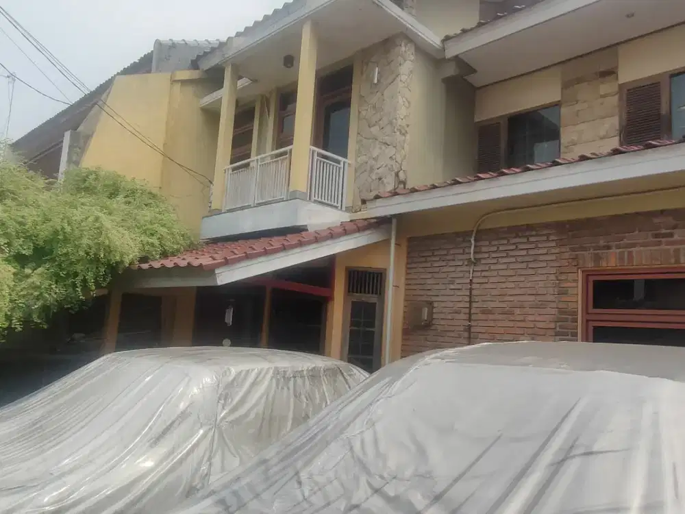 Disewakan rumah galaxy 6 Kamar tidur