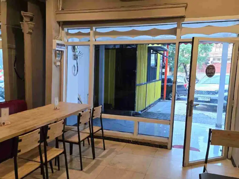 DIJUAL/DISEWAKAM RUMAH KOMERSIAL RAYA DARMO BARU BARAT