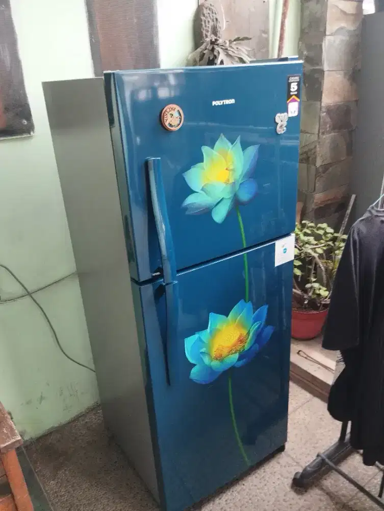 kulkas Polytron PRB 217lb Baru pakai