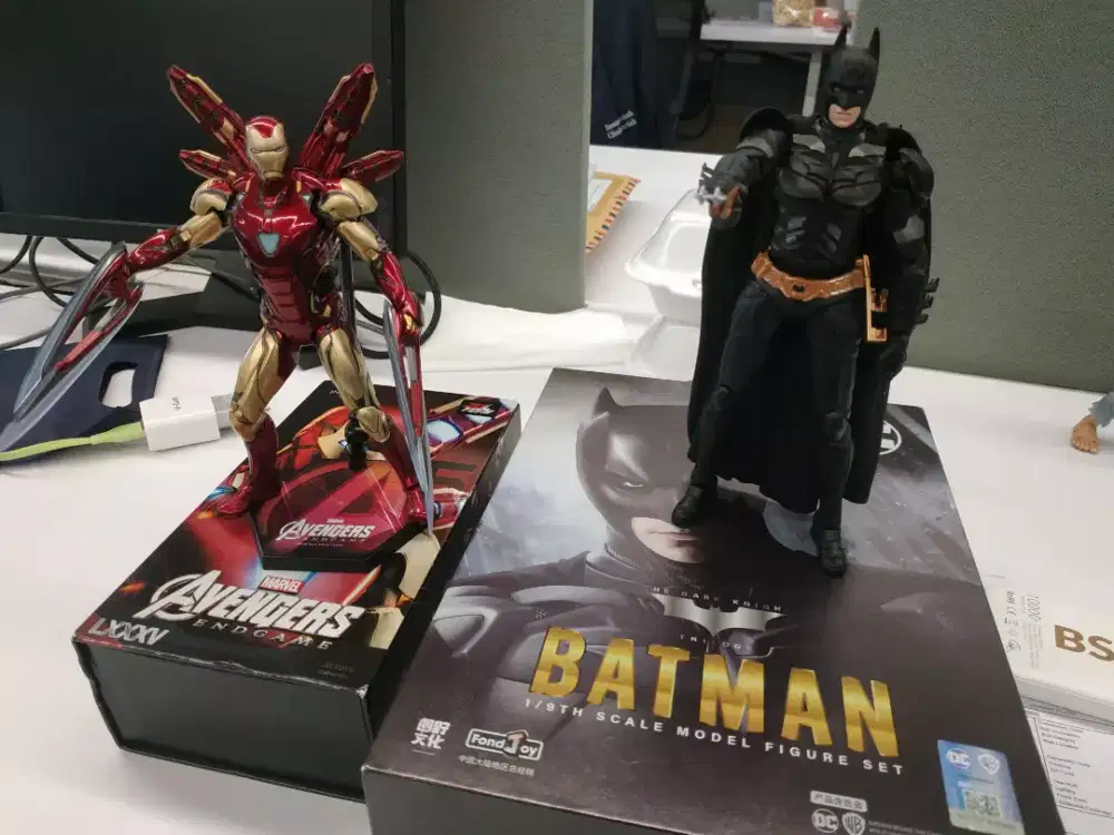 SEPAKET MURAH IRON MAN & BATMAN TRILOGY