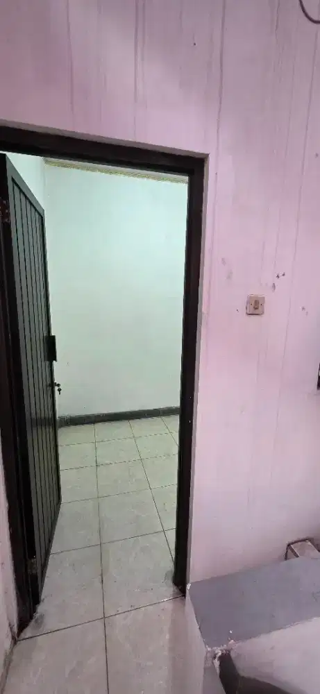 Disewakan rumah dan perabotnya