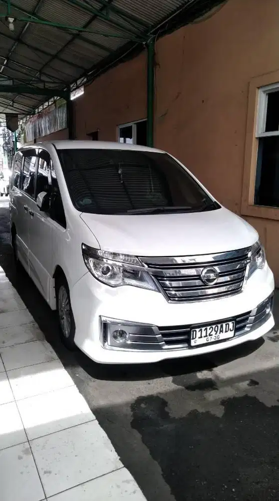 DP 20 JT Nissan Serena HWS 2.0 AT Autech Sunroof 2015