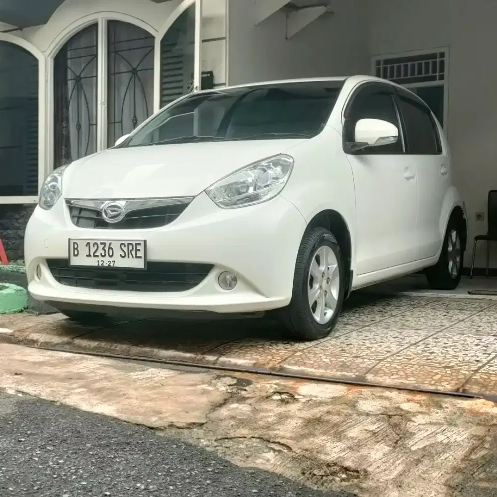 Daihatsu Sirion RS 2012