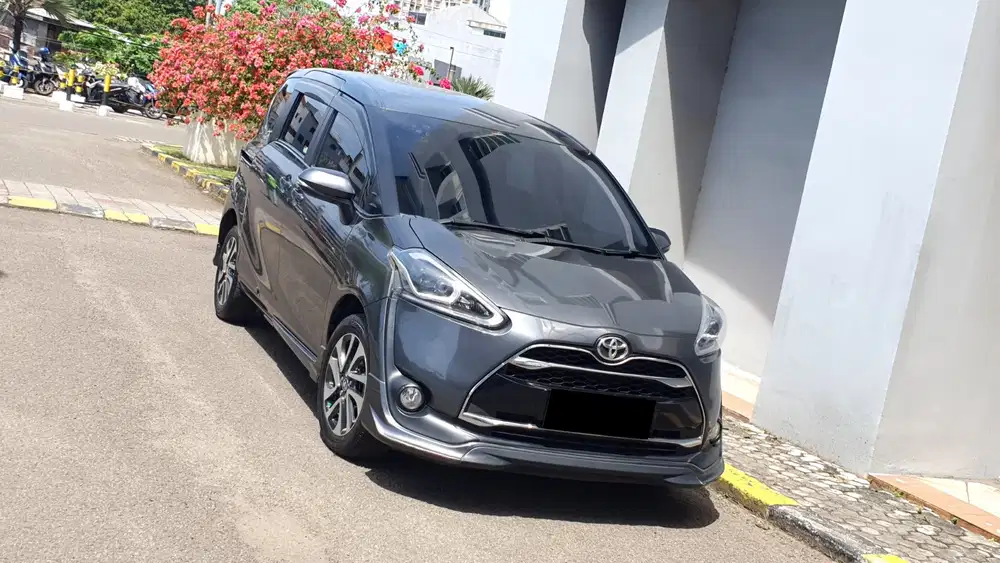 Toyota Sienta 2017 Bensin