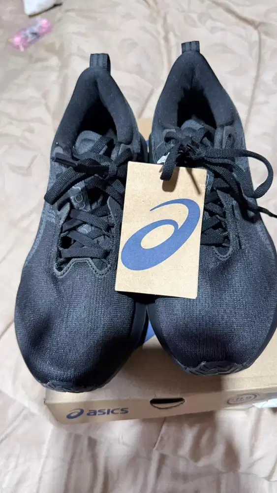 Sepatu Asics New Baru