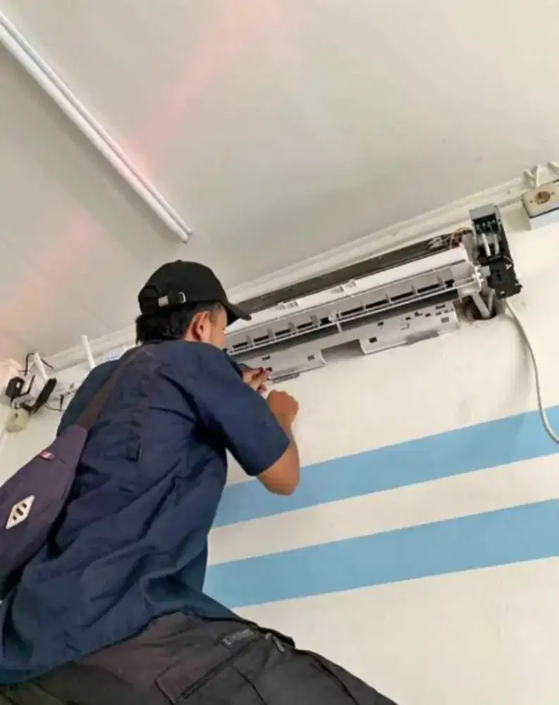 SERVICE AC TIDAK DINGIN, BONGKAR PASANG AC, CUCI AC, TAMBAH ISI FREON