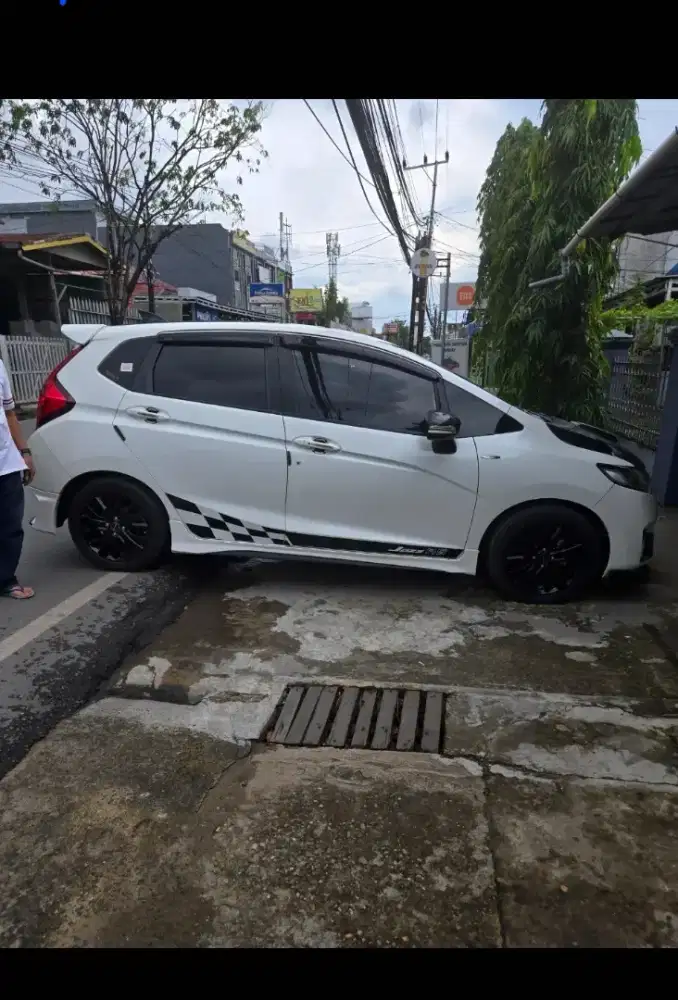 Jual.mobil.honda jaz