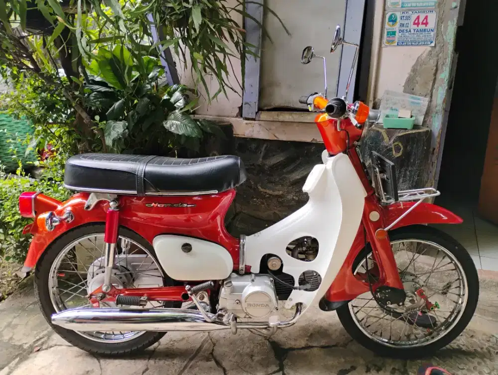Honda c70 THN 73 Astuti
