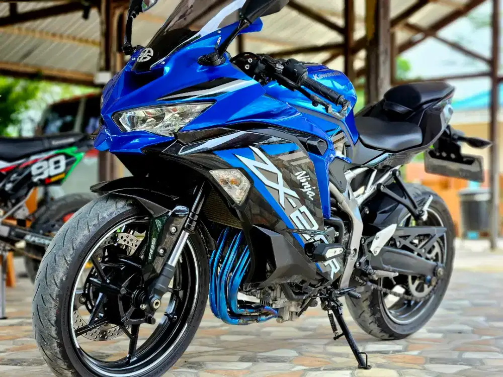 ZX25R Tipe tertinggi km rendah