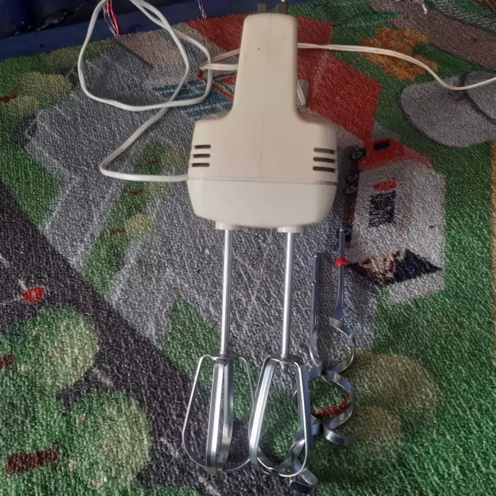 Mixer Philips type model HR 1170 150watt normal kondisi bekas