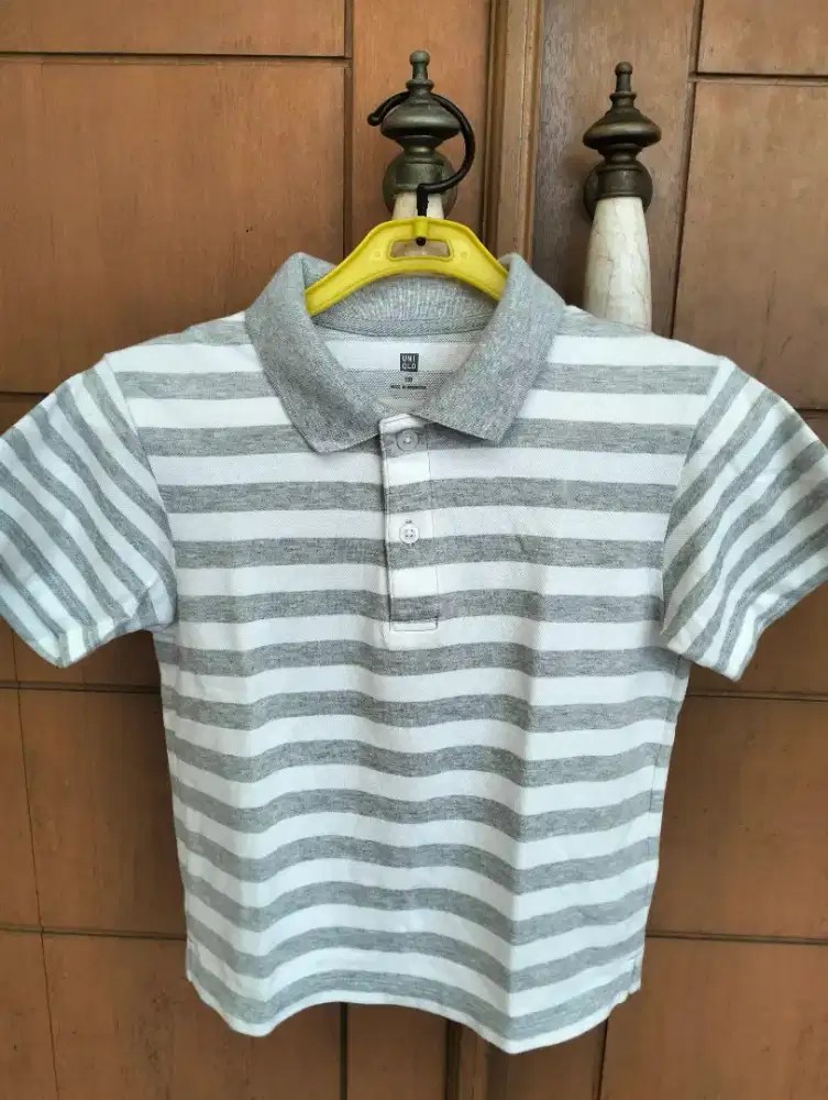 Preloved Kaos Anak Brand H&M 4-5thn