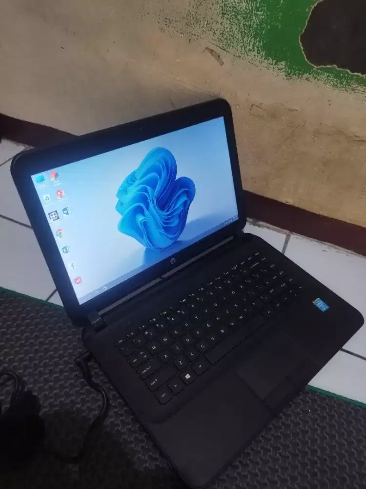 Laptop hp core i3 gen 4