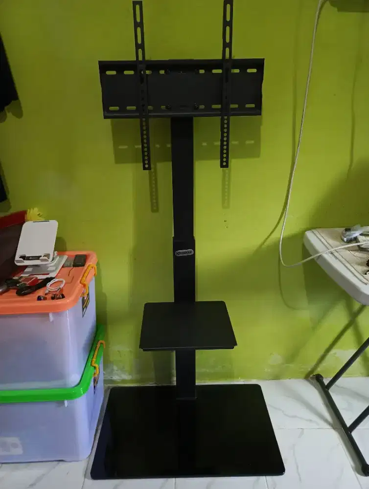 Jual cepat Breket & dudukan TV