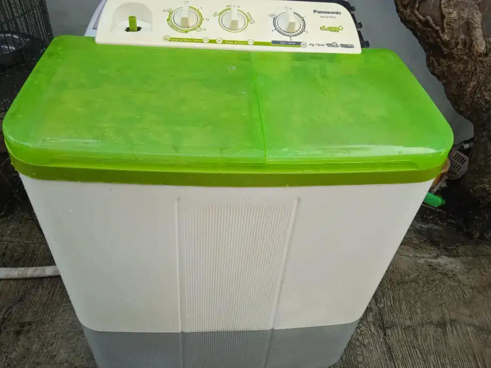 Mesin cuci merk panasonic kondisi baik msh mulus siap pakai