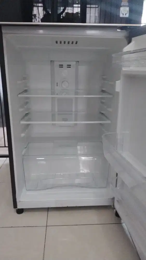 Kulkas 2 pintu Polytron PRW 23VX