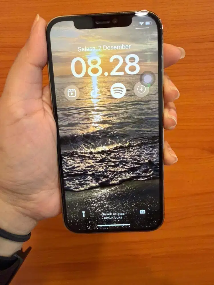 Jual Iphone 12 Pro 128 GB 5,9 juta MULUS