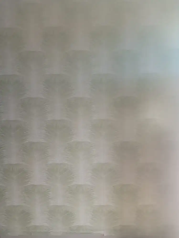 Wallpaper dinding embos