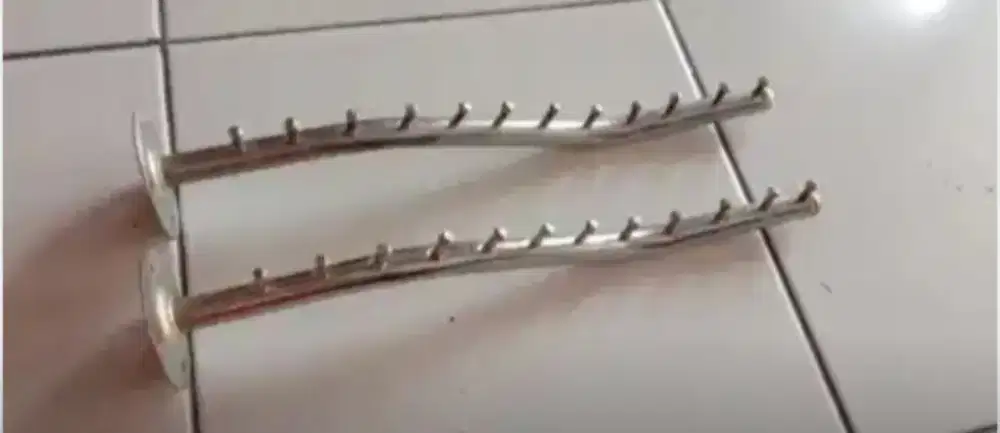 gantungan baju model seruling 12 titik bahan stainless