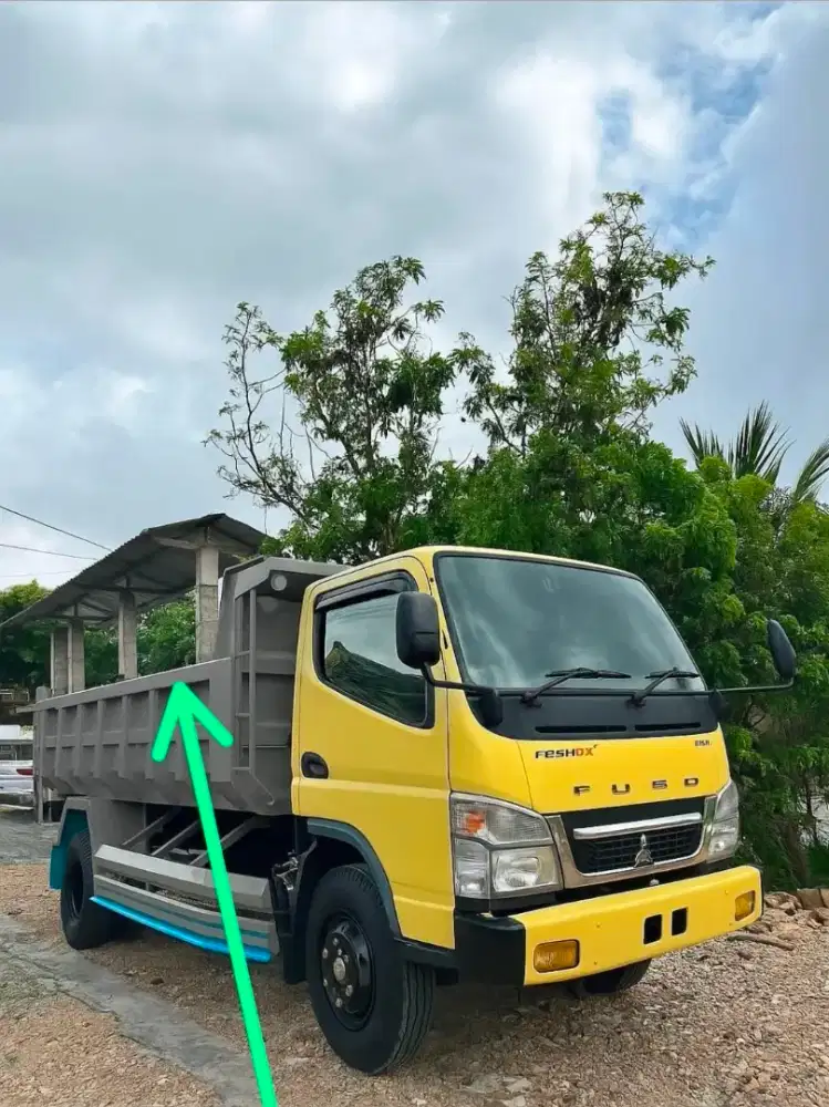 Jasa buang urug tanah uruk sampah proyek ranting pohon jogja